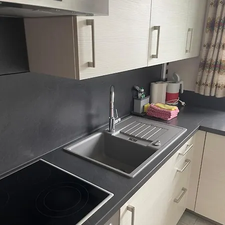 Apartamento 2 *